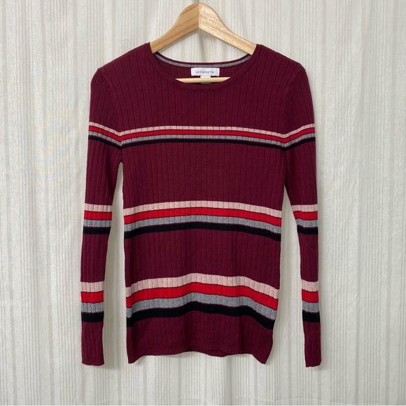 Liz Claiborne Tops - 🌈5/$25 BUNDLE! Liz Claiborne long sleeve button detail striped light sweater
